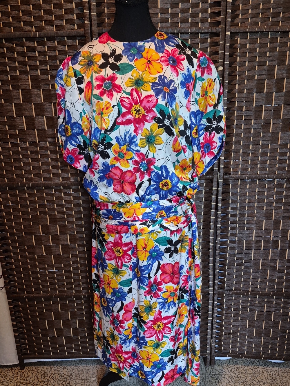 Bright Floral Top And Skirt in Multicolor